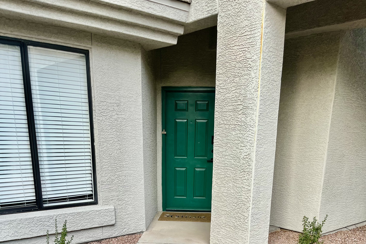 1st floor entry, no stairs