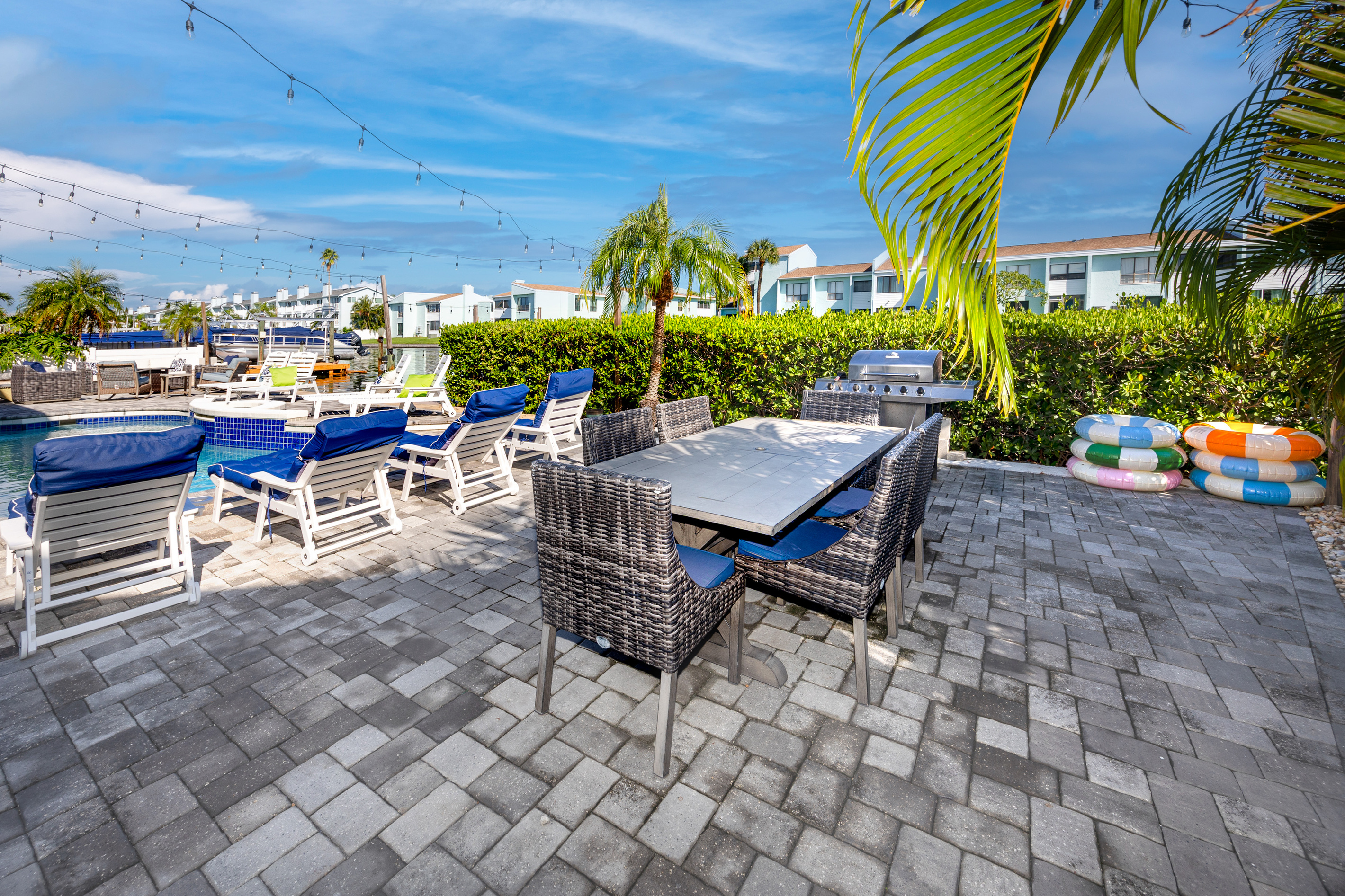 Outdoor Dining Space