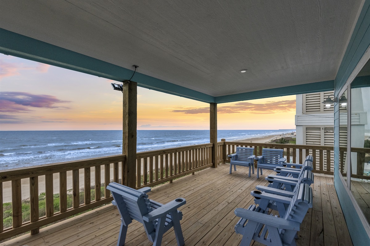 35bfa9941e3c4d10bc0b37dbf6872d2b Large | Beachhouse | Texas | TX | Vacation Homes | Galveston | Crystal Beach | Kokomo | Breezy Days | Beachfront Elegance | Sunrise Serenity | Southern Sands Property Management, LLC