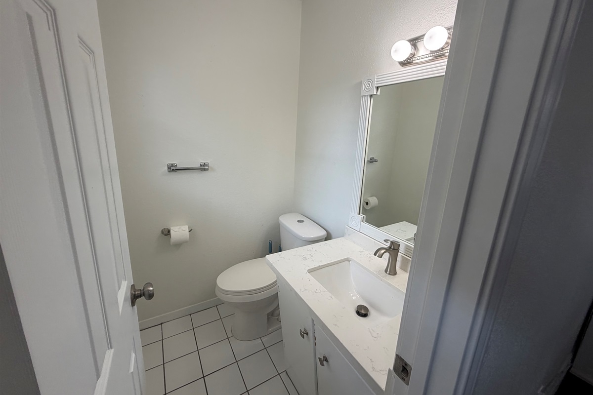1/2 bath