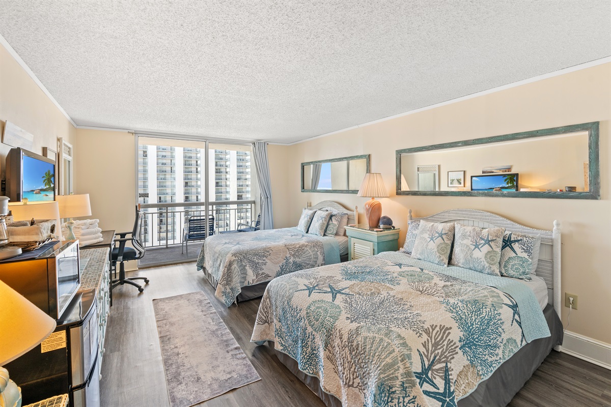 2 Queen beds in this spacious studio