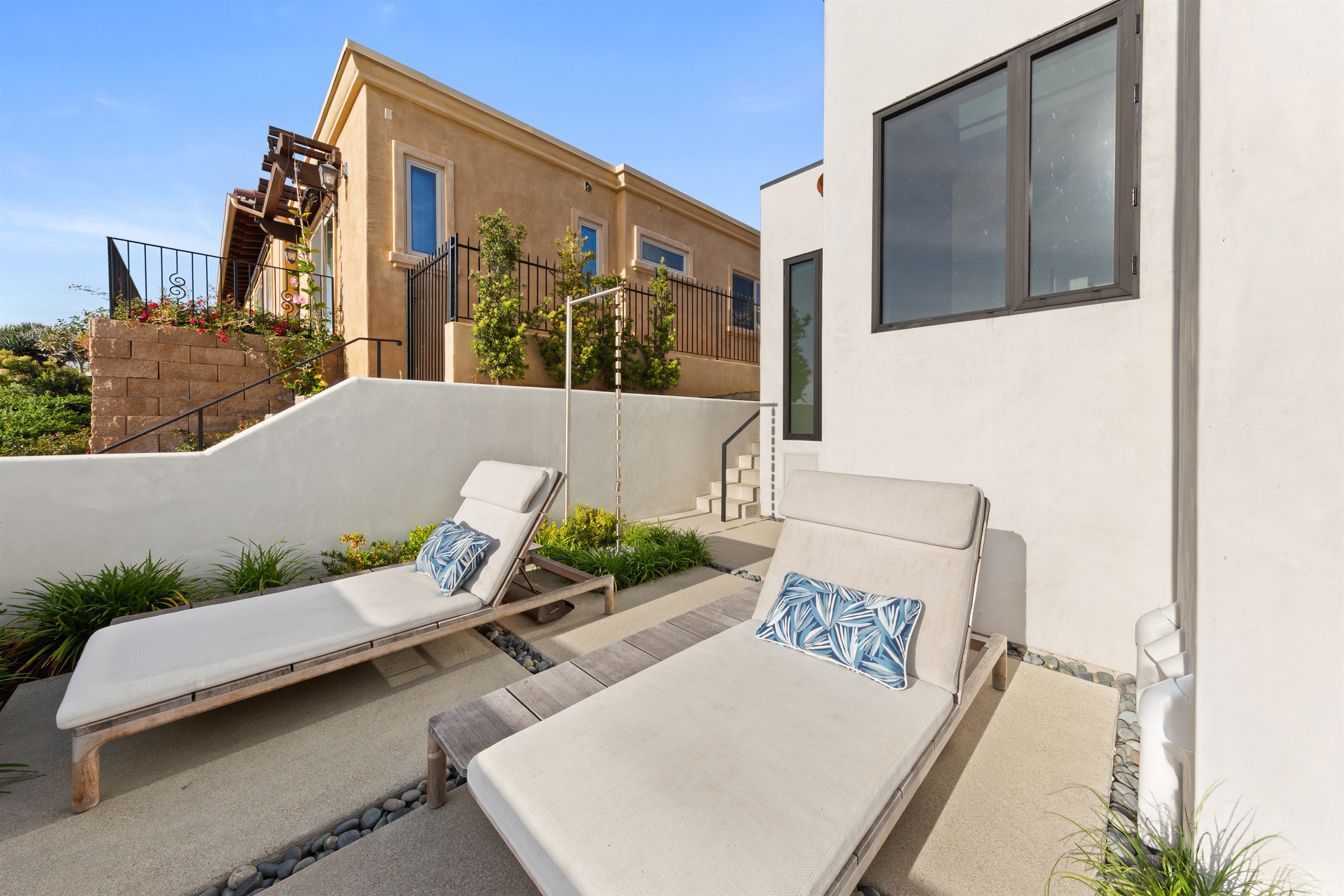 Lounge out on the veranda