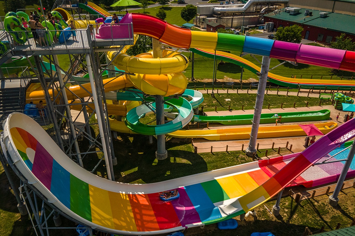🌊 Outdoor Water Park (Massanutten)
Just minutes from The Evergreen Retreat, enjoy a full day of family fun at Massanutten&rsquo;s outdoor water park&mdash;slides, splash zones, wave pools, and mountain views make this a favorite for kids, teens, and adults alike.