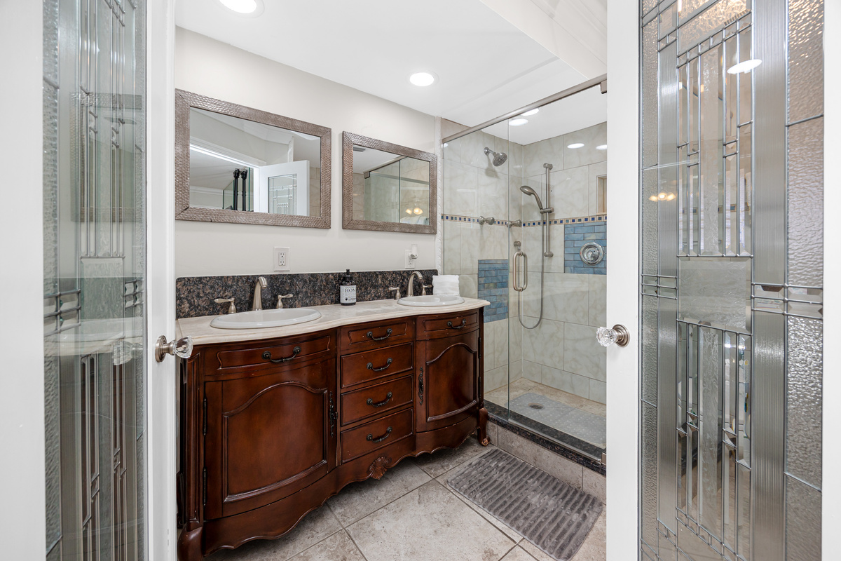 Ensuite Bath