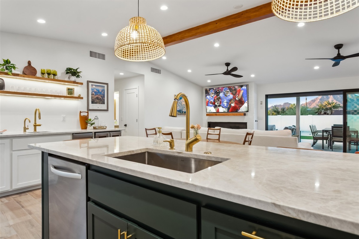 Camelback Casa | 4BR in Scottsdale | Heated Pool & Hot Tub — Casa Camelback | 3BR+Bunkhouse | Heated Pool & Hot Tub, Scottsdale, Arizona — photo 47