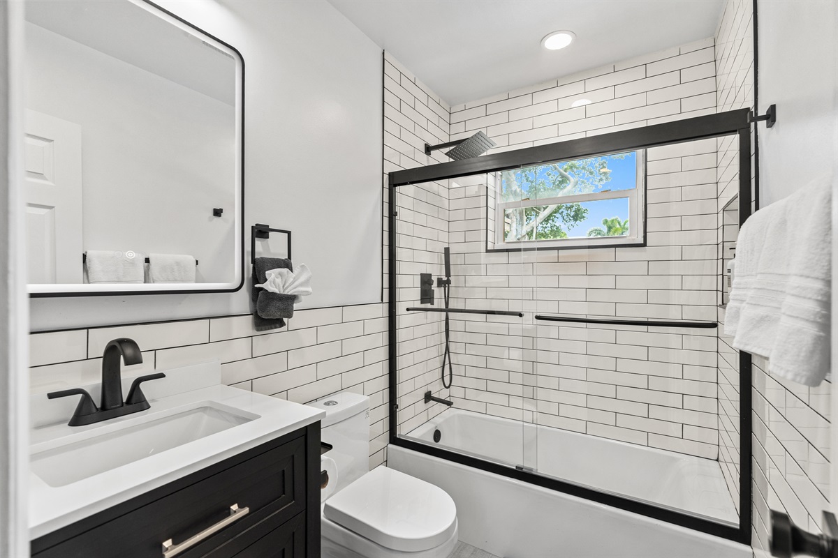 ✨ Brand-New Freshly Remodeled Bathrooms