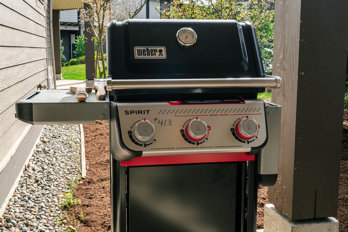 Unit B also has a Weber propane BBQ on your private covered patio. Enjoy!