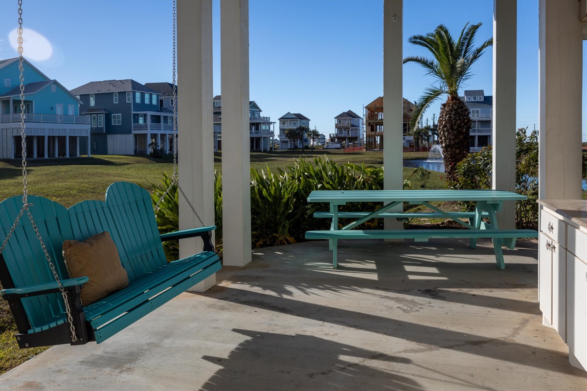 36382223b76c4720adc96e2dbebf6691 Large | Beachhouse | Texas | TX | Vacation Homes | Galveston | Crystal Beach | Kokomo | Breezy Days | Beachfront Elegance | Sunrise Serenity | Southern Sands Property Management, LLC