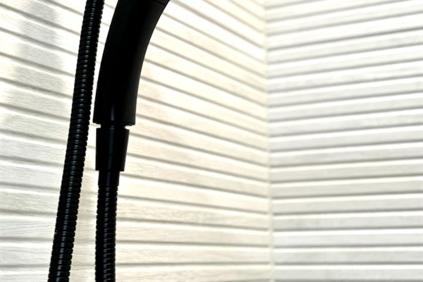 The shower wand is detachable for your convenience.