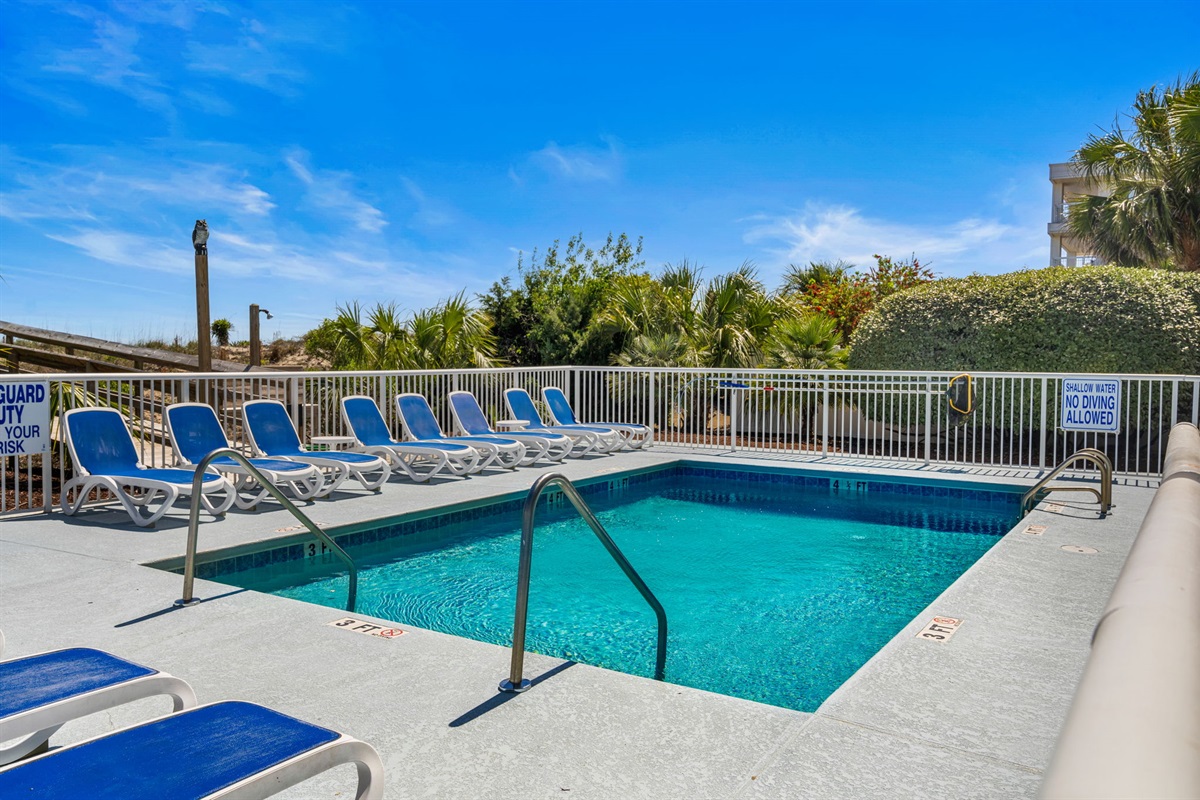 Oceanview Pool | Sea Gull | 201 Oceanview | 1116 Ocean Blvd, Isle of Palms, SC | IOP Escapes