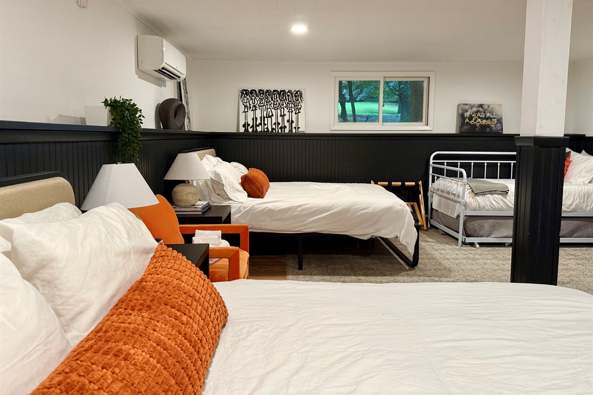 Two queen bedroom with ensuite bathroom on the lower level