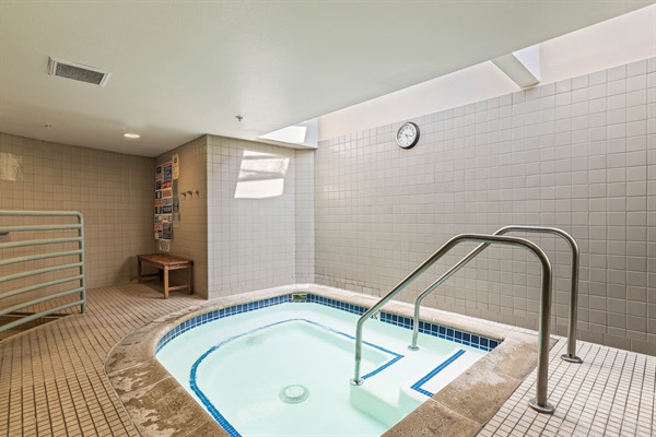 Jacuzzi in each locker room