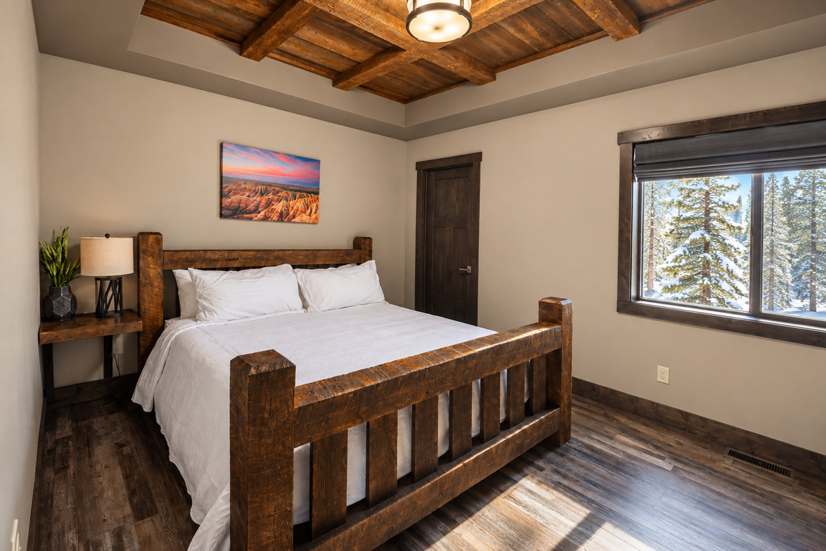 King Bedroom