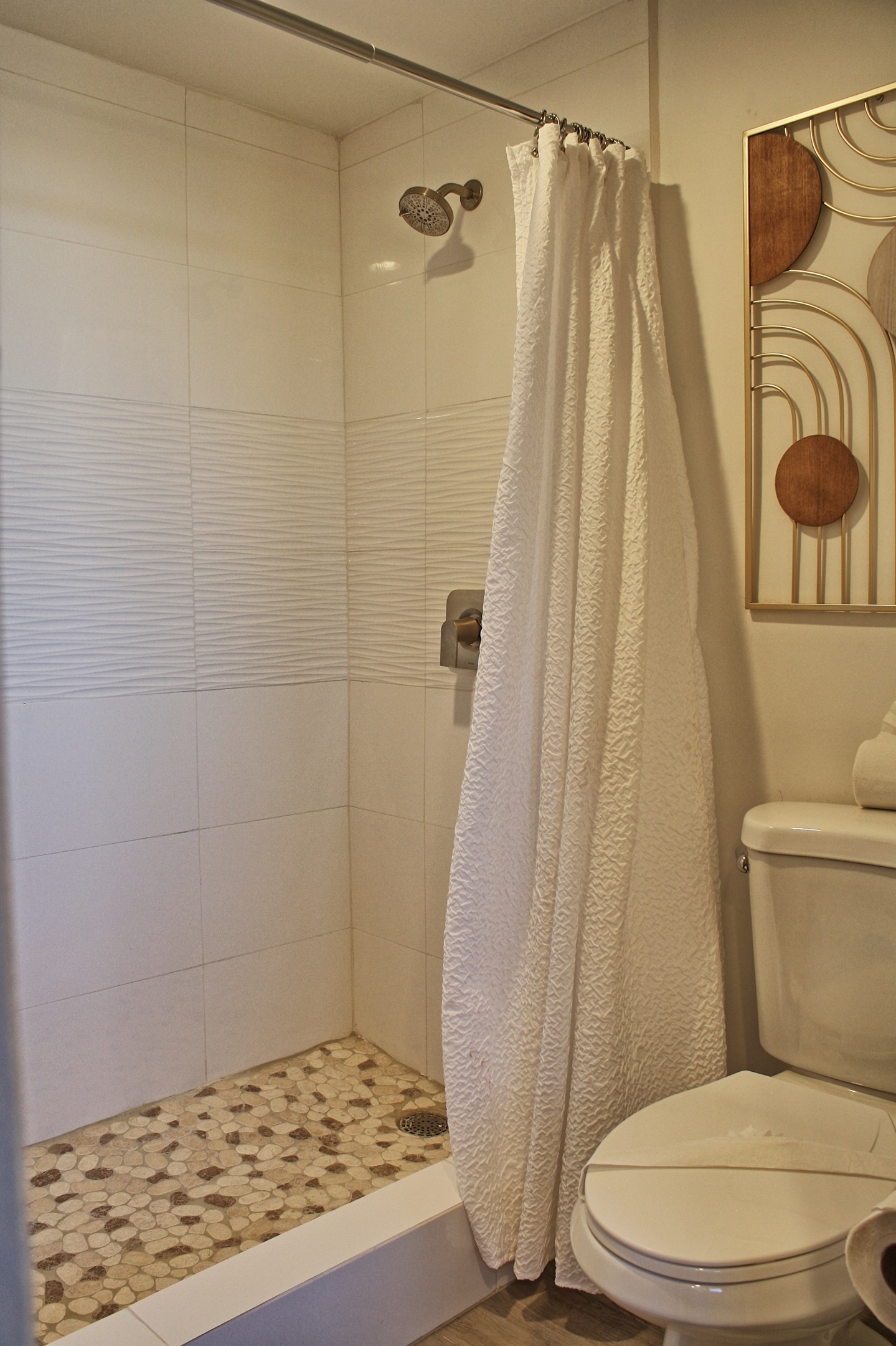 shower in upstairs bathroom