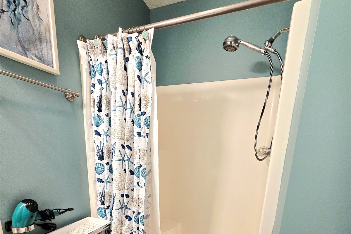 Bathroom 1 - Primary Ensuite (Shower)