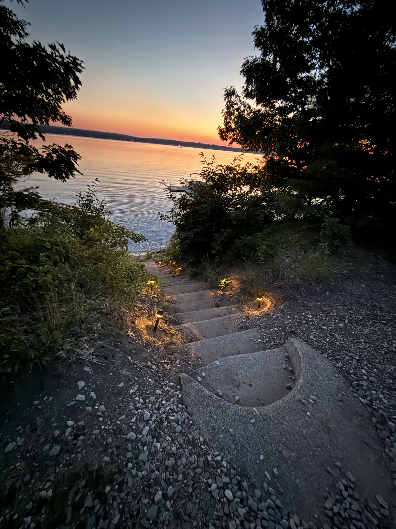 Walk to lake involves crossing main rd and walking down these steps