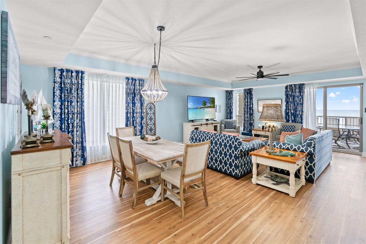 Living Room / Dining Room