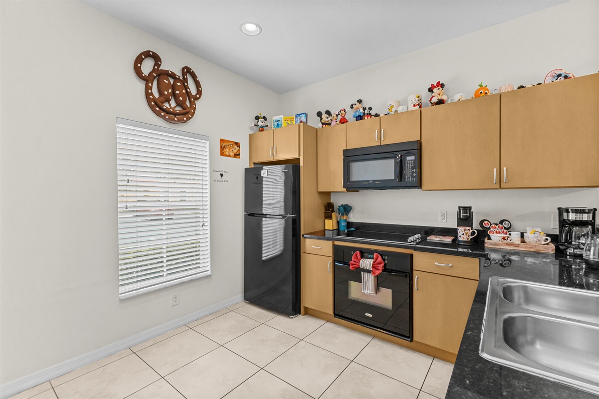 Open kitchen layout with plenty of counter space for group cooking