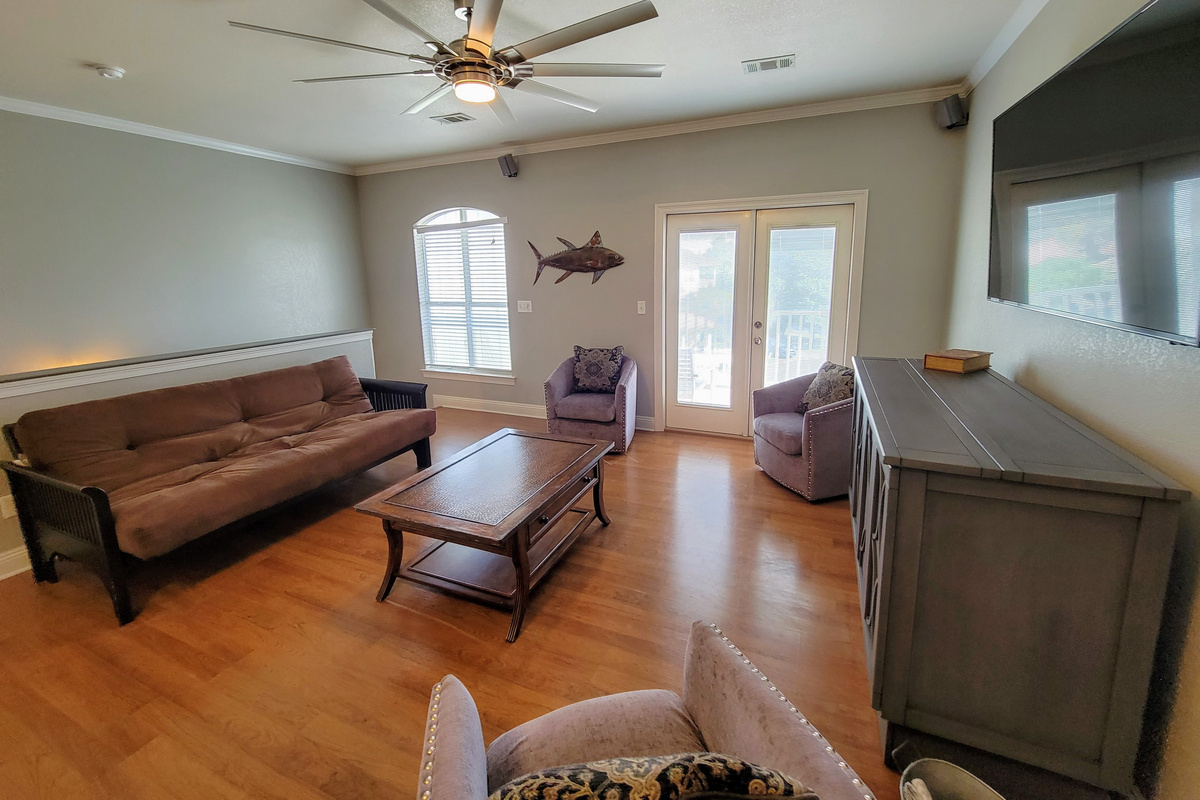 3rd Floor Game Room, Balcony, Kitchenette, bar, Murphy bed, and Smart tv