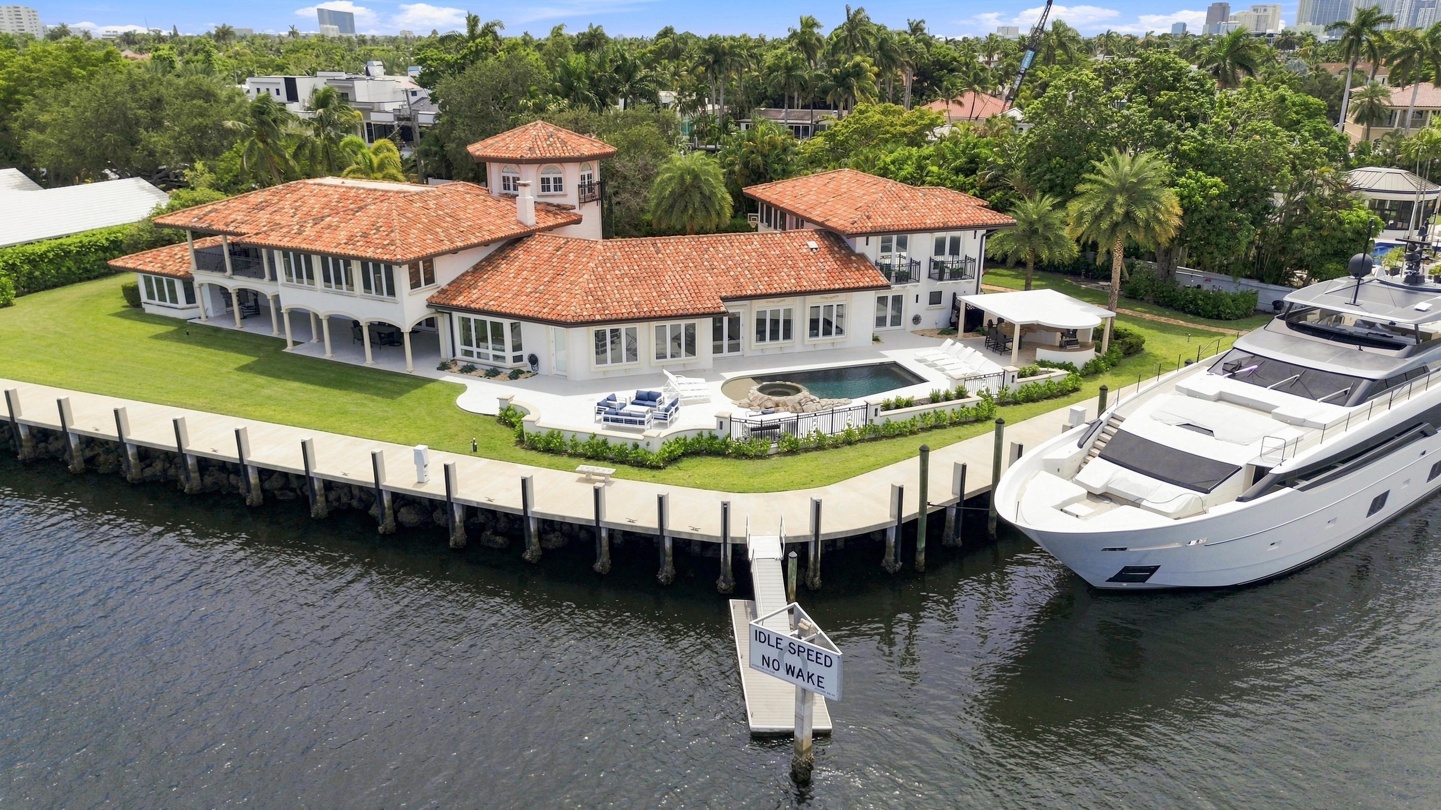Ariel view of house with yacht. Yacht is not for guest use. This section is rented to Boat owner