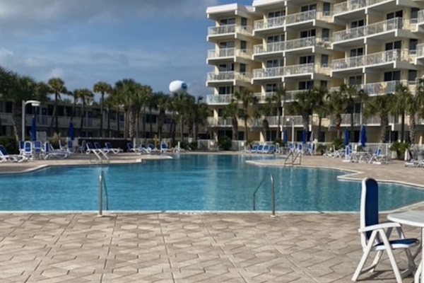 Gulfside pool