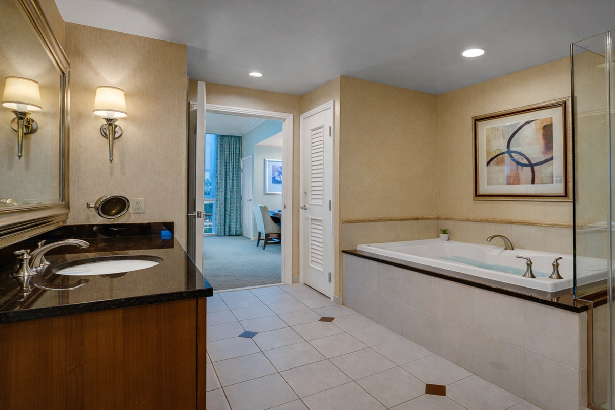 Unwind in style with a sleek, modern design luxury bath!