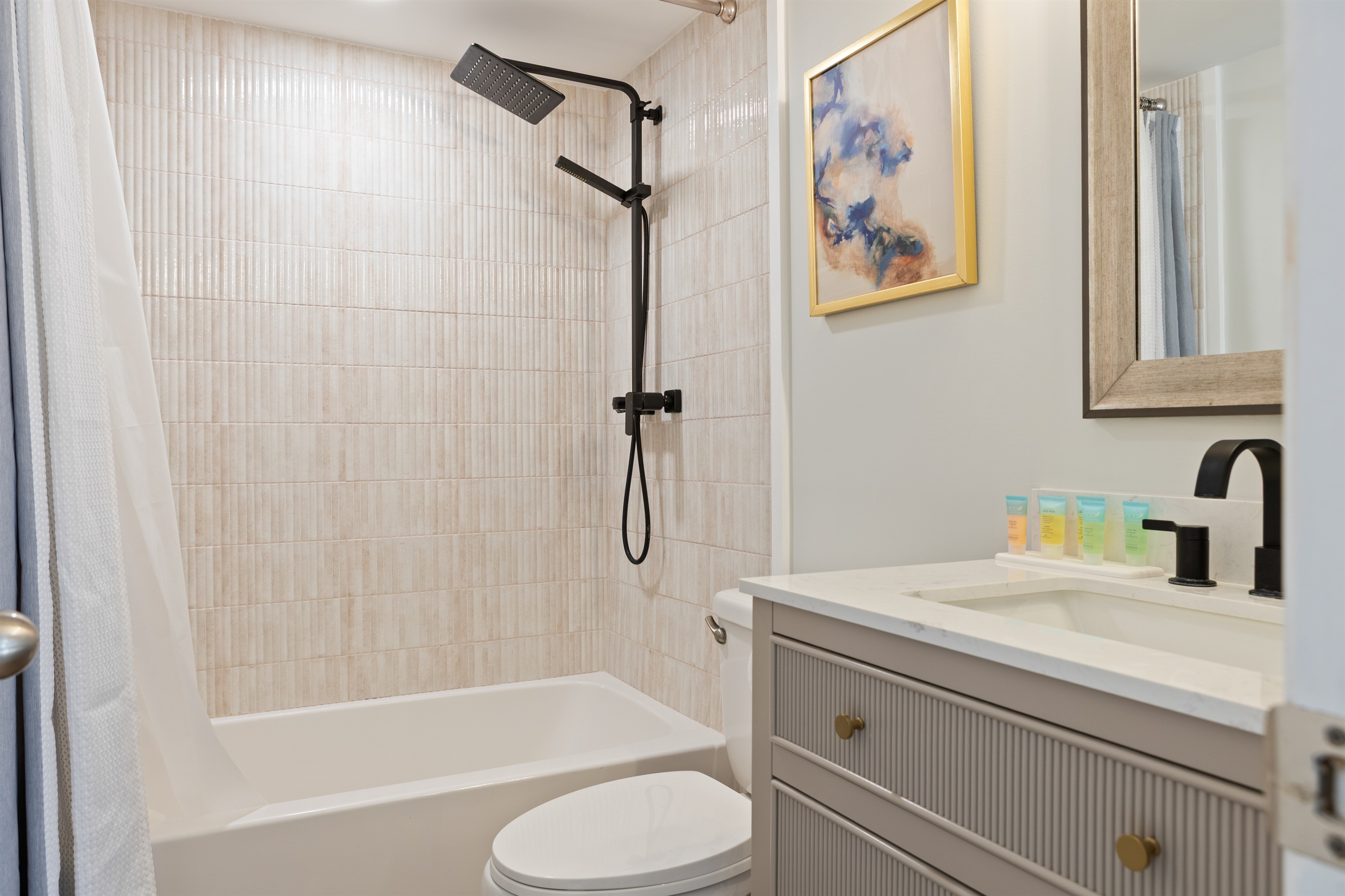 Bathroom 2 - Hall bath with tile shower and tub