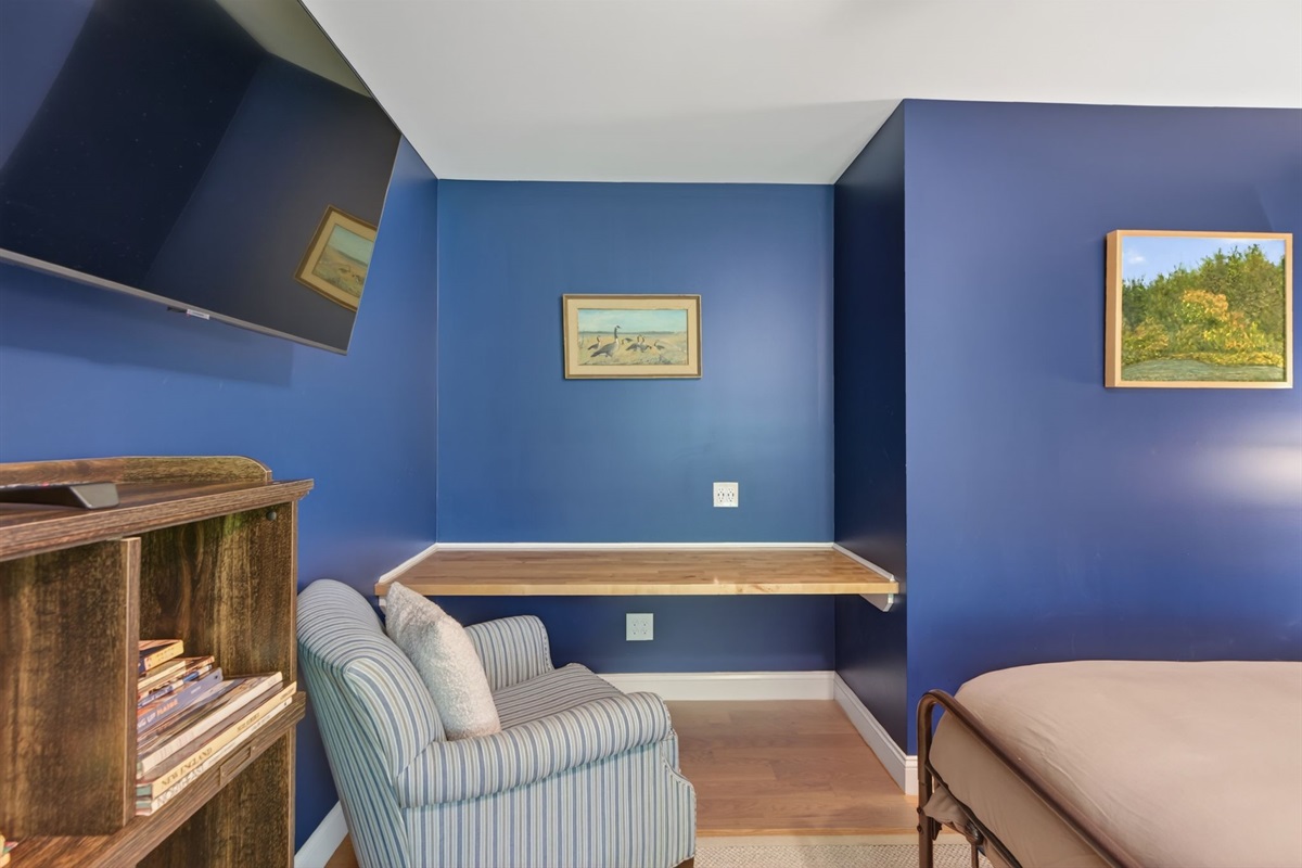Bedroom #2 (first floor)