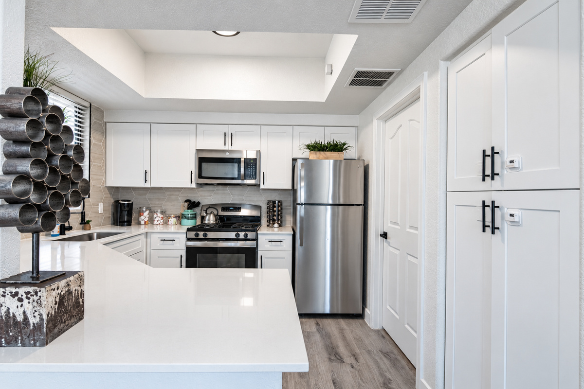 Fully equipped kitchen for home cook meals.