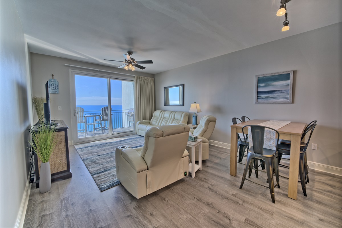 Dining Area w/Ocean Views
