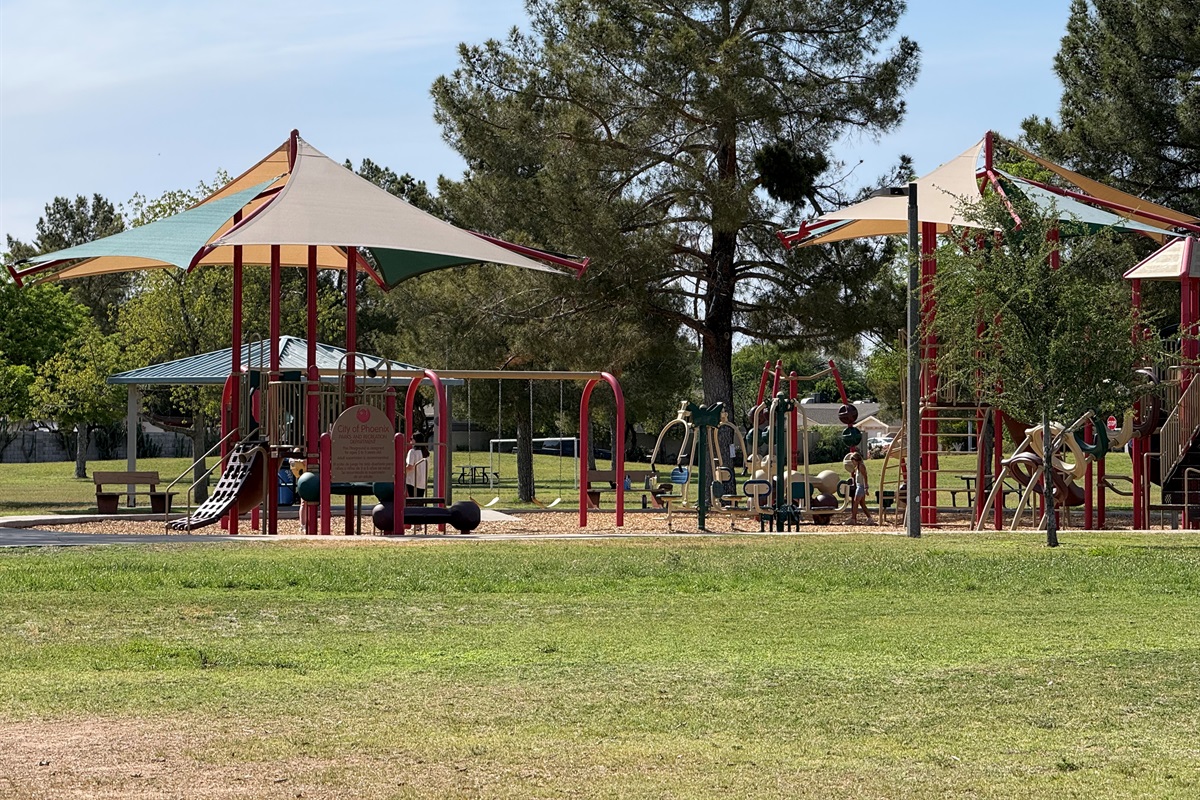 Great playground area within walking distance