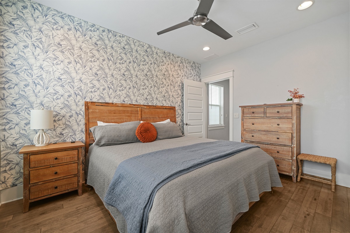 King Suite with stylish décor and private ensuite bathroom.