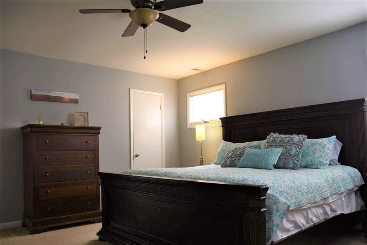 Master Bedroom - king bed.