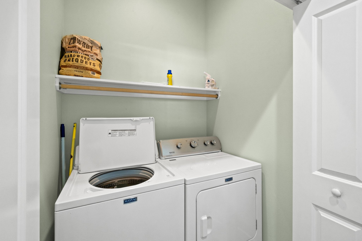 1st floor washer / dryer