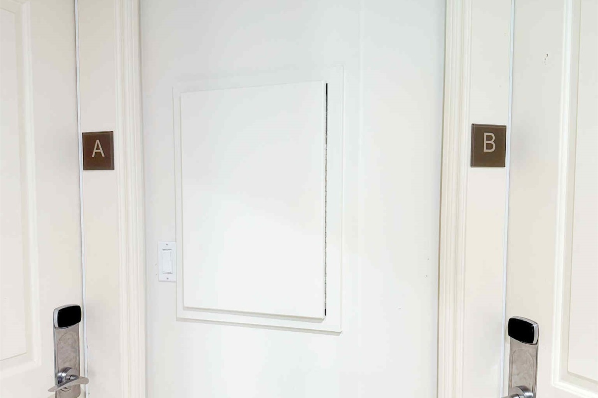 PRIVATE Hallway that connects Unit A and Unit B.