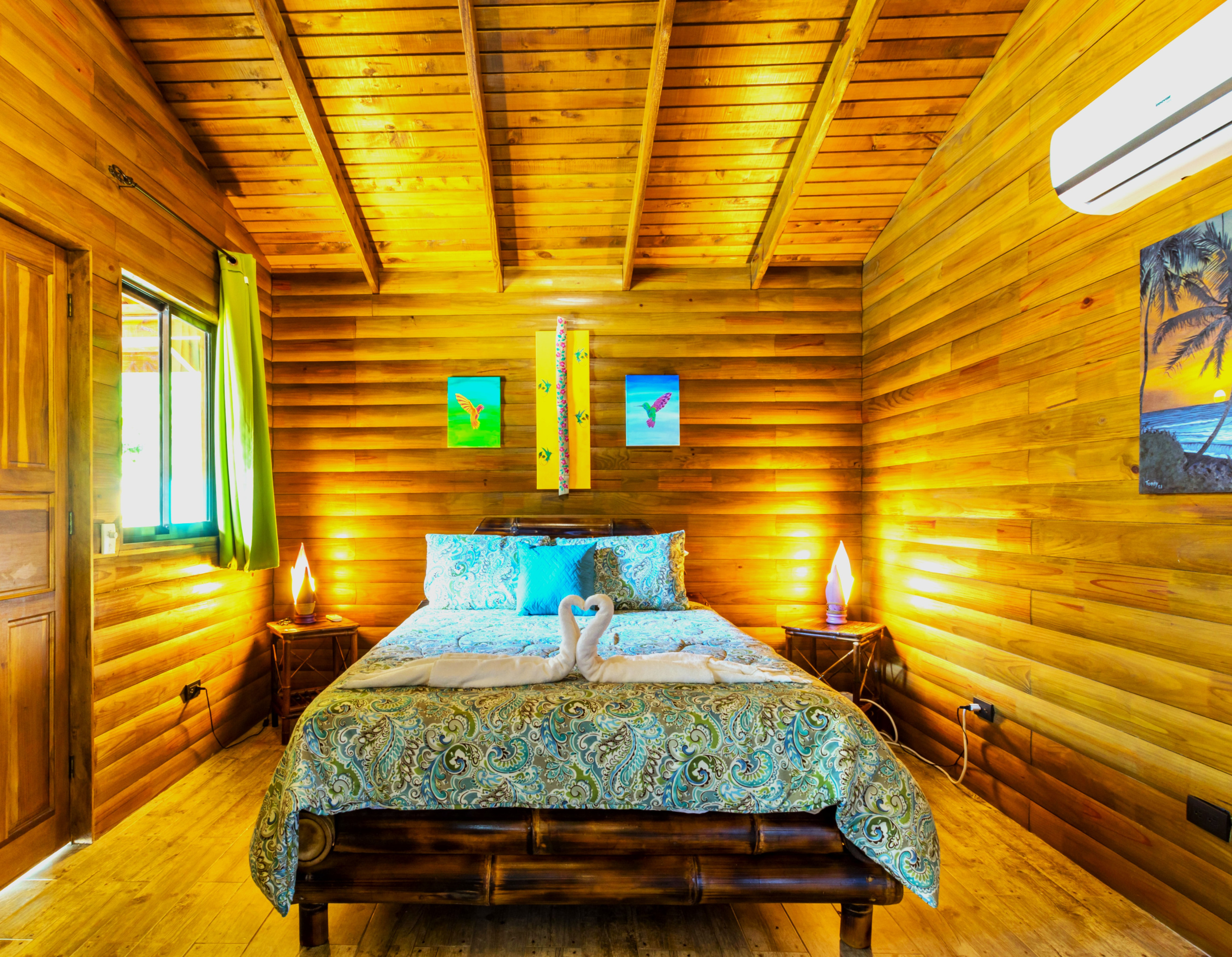 Cabina Bamboo Queen Bed