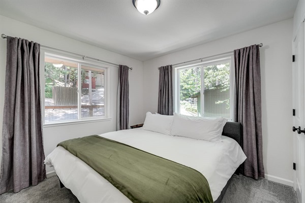 Second king bedroom for added flexibility when traveling with another couple