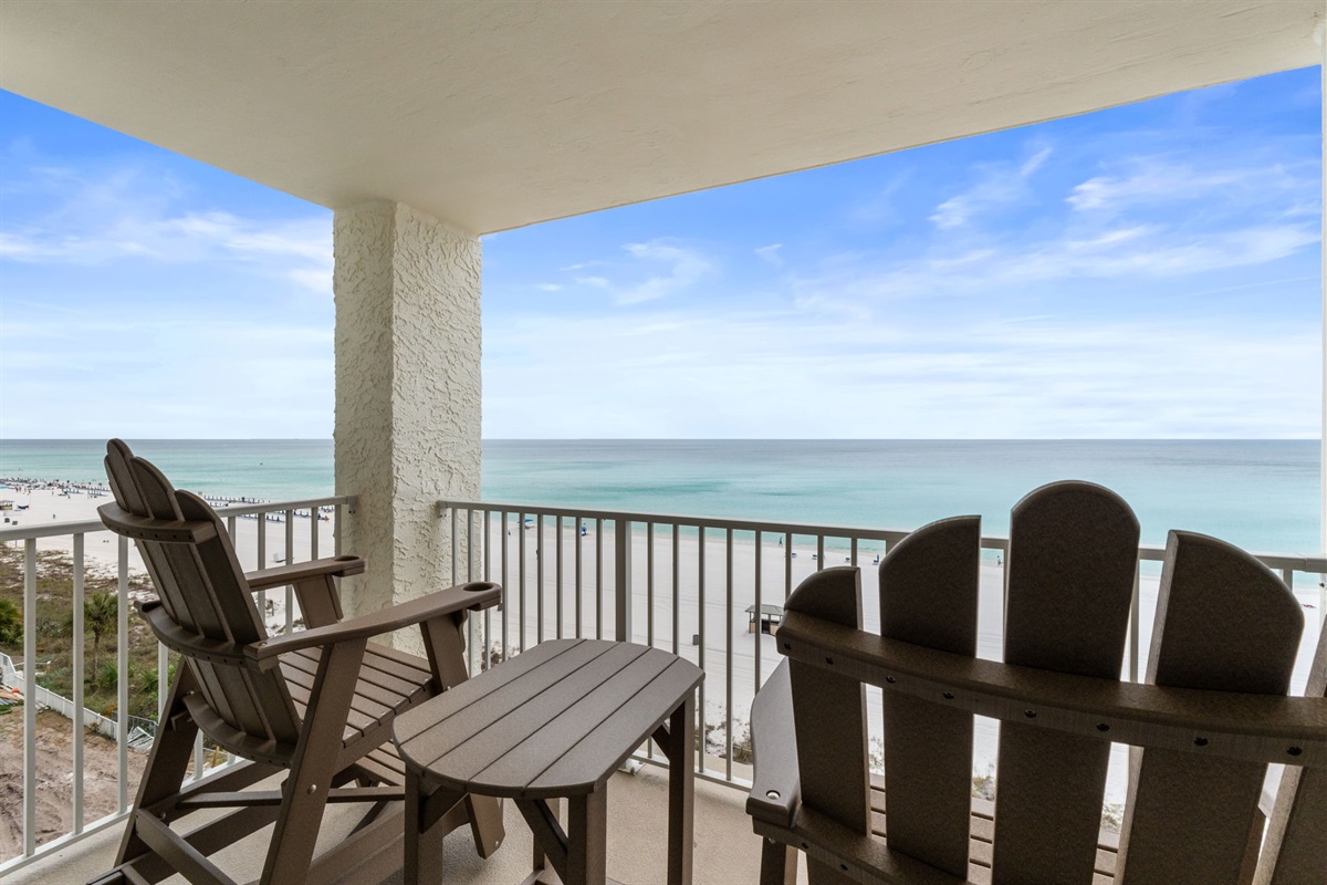 Balcony with Outdoor Seating