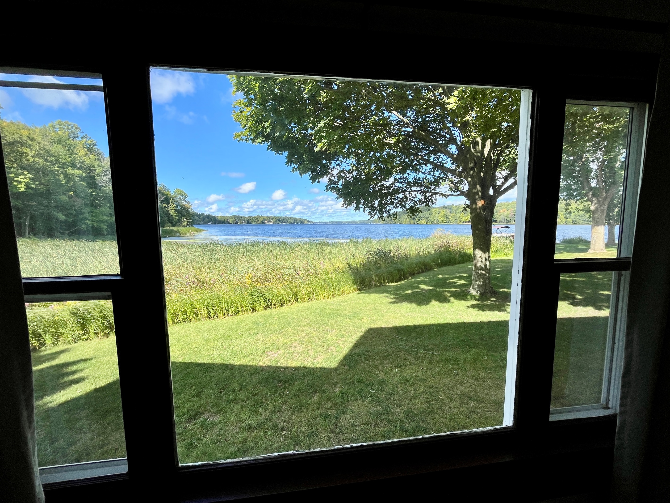 Living room view of the lake