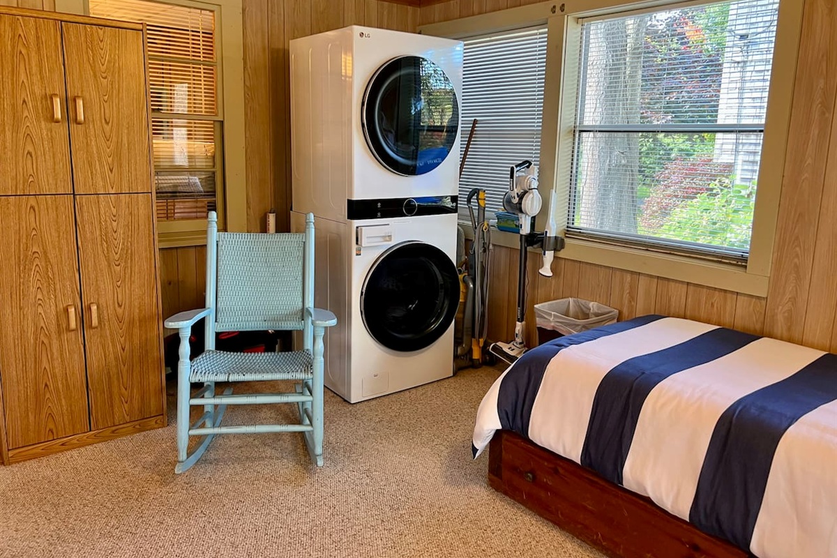 Washer and Dryer for your use!