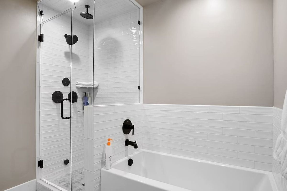 Steam sauna shower
