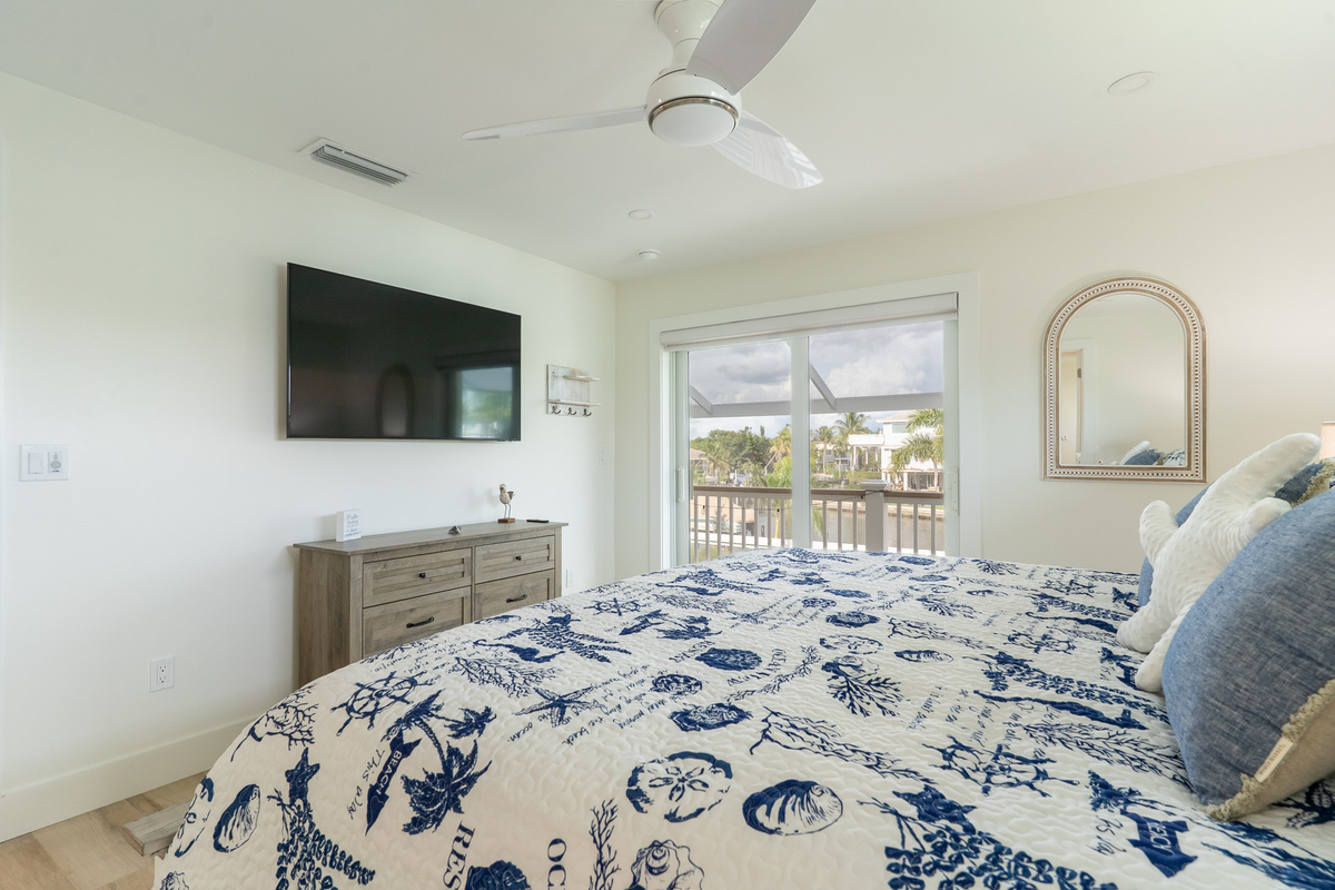 King Bedroom with Deck Access