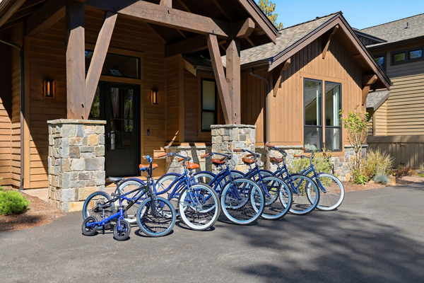Complimentary bikes for exploring Caldera Springs and the surrounding trails, including kids' sizes