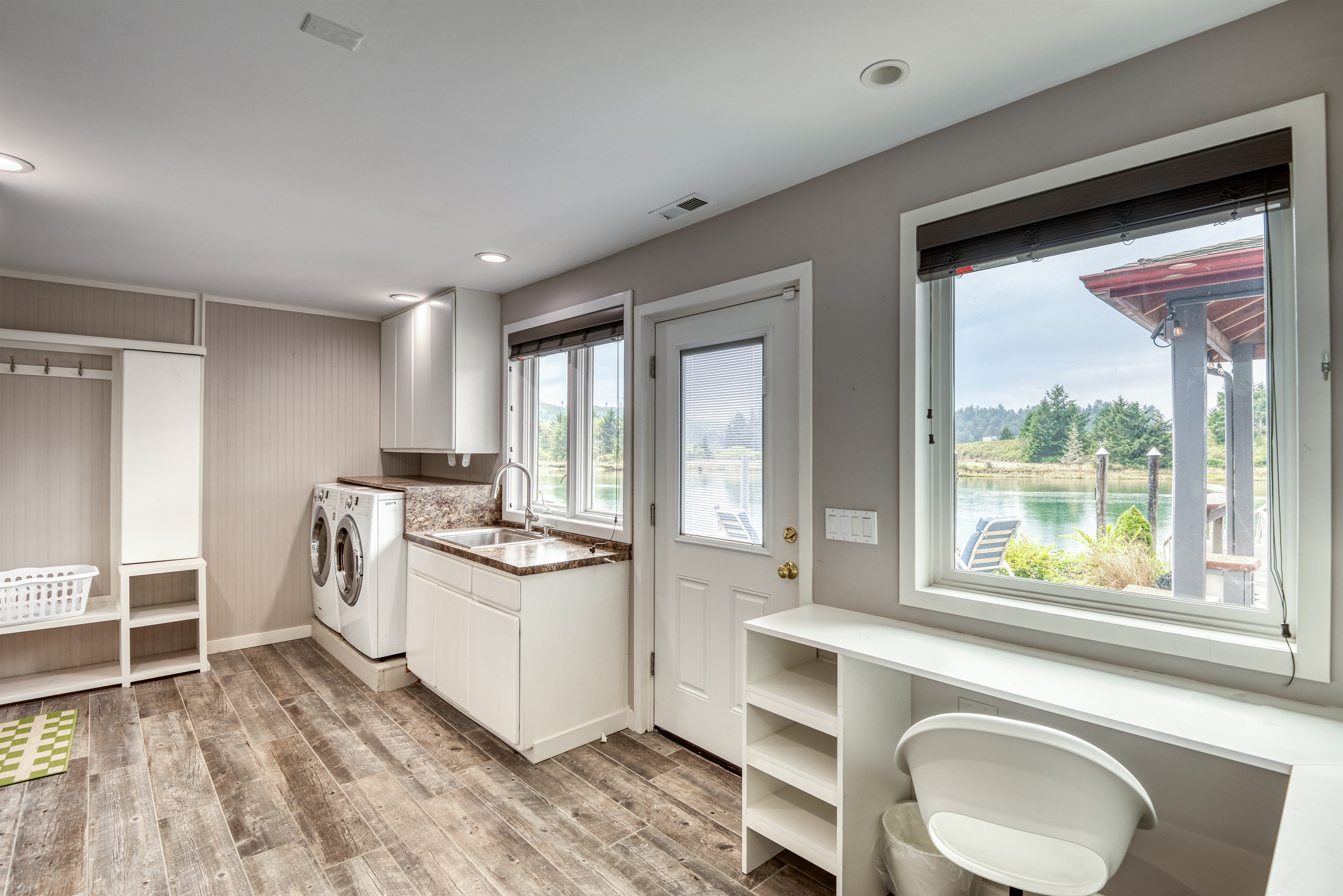 Large Laundry Room