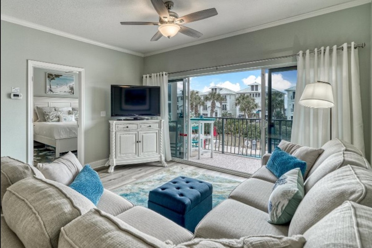 Emerald Waters Beachside 205 Warren Beach Rentals