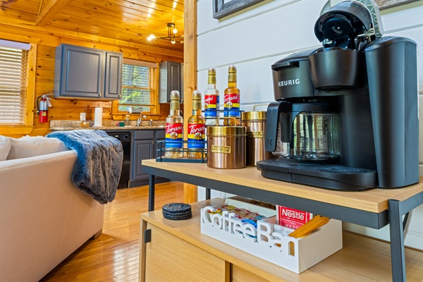 Little luxuries matter. Start your day with a perfectly crafted cup from our stocked coffee & tea bar. Syrups, honey, Stevia, sugar—everything you need is here. ☕🤍