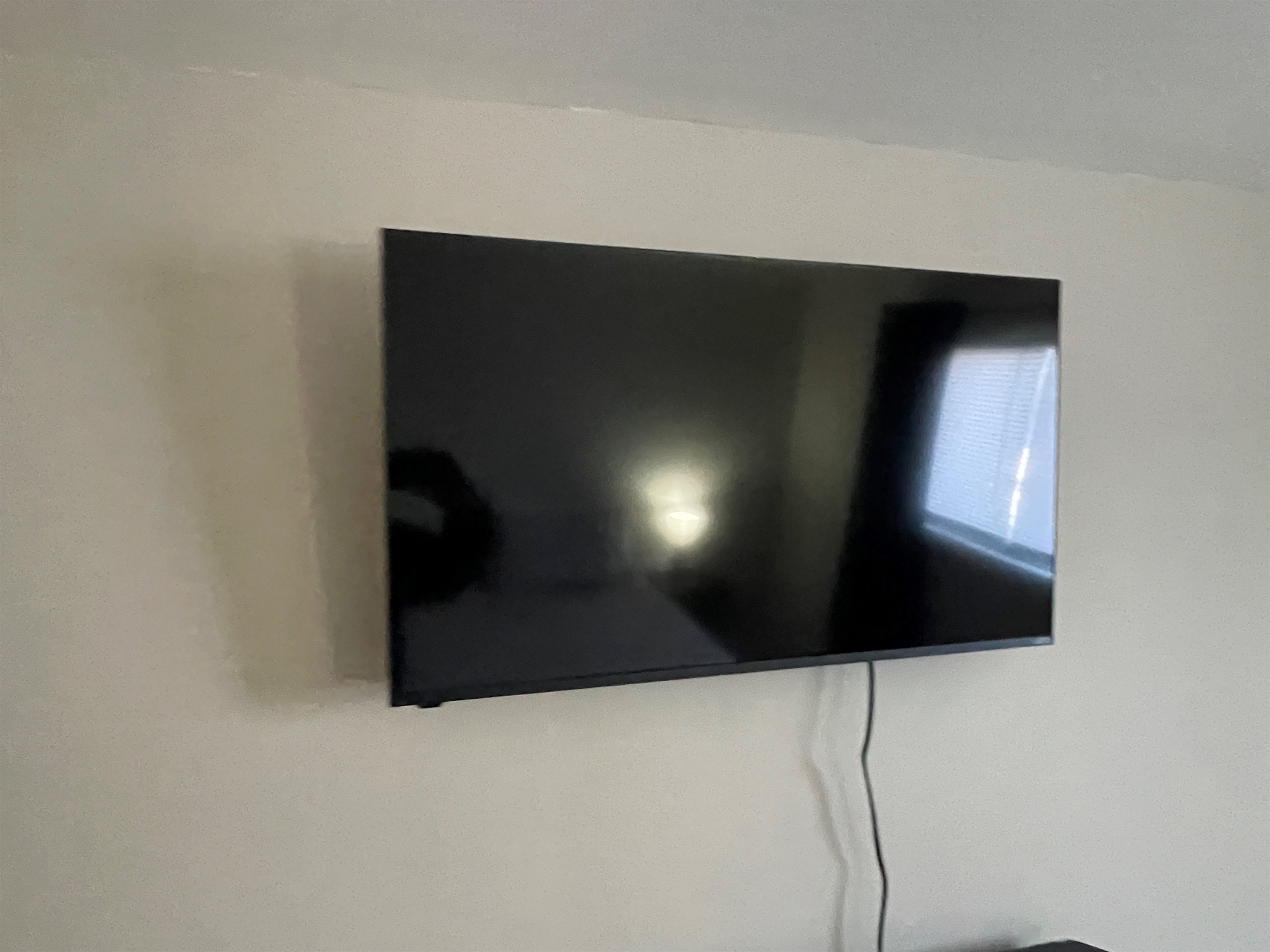 Bedroom 2, King-size bed with 40" Smart TV