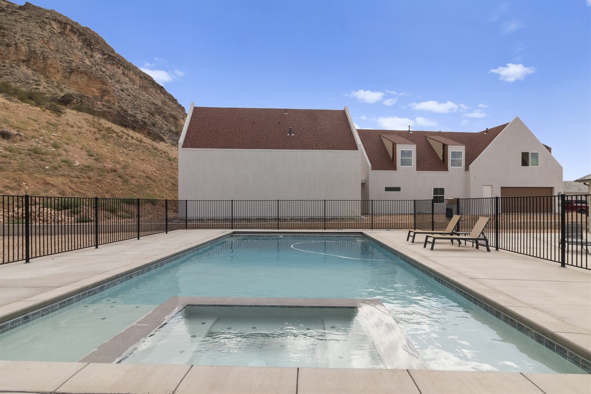 20x40 Foot Pool