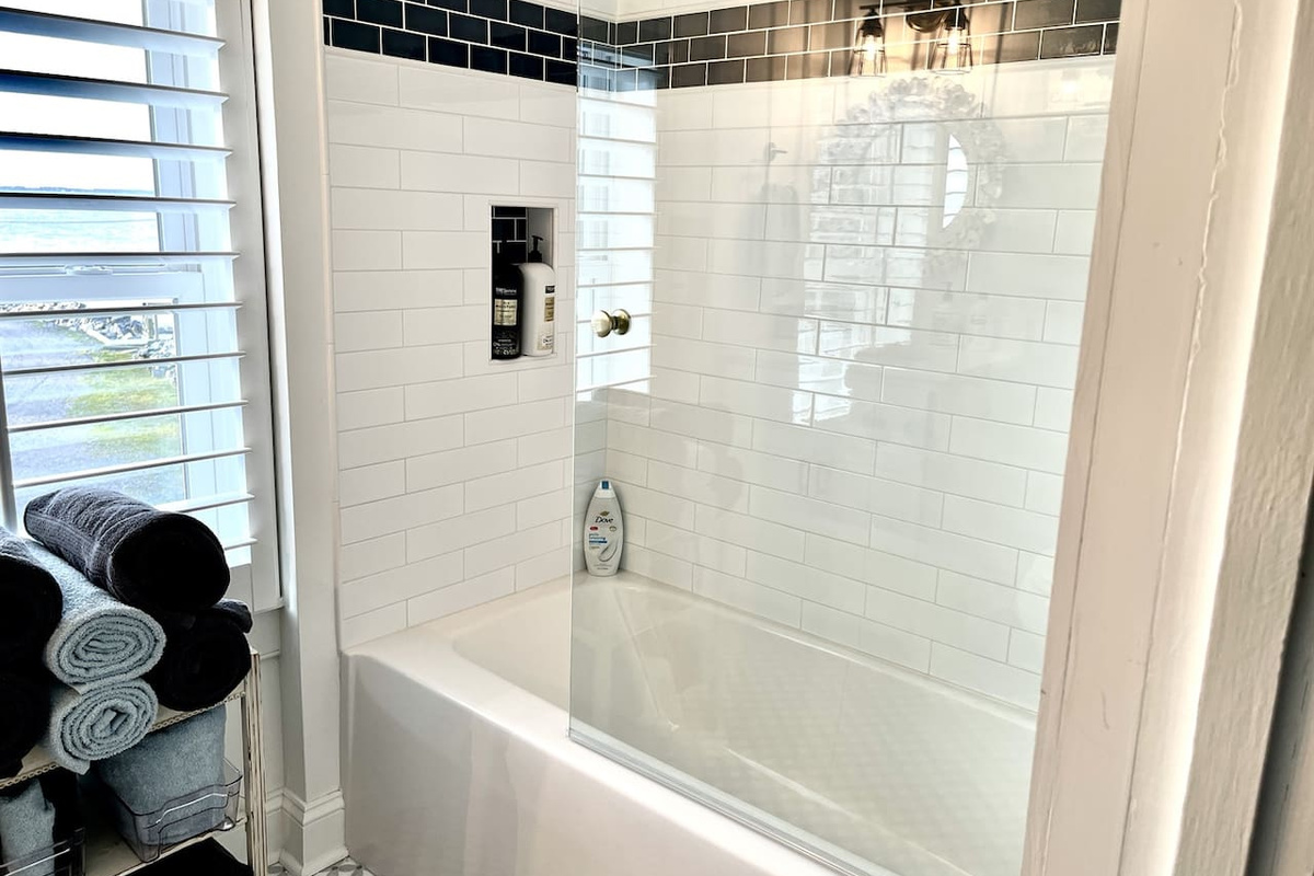 Full Bath Upstairs