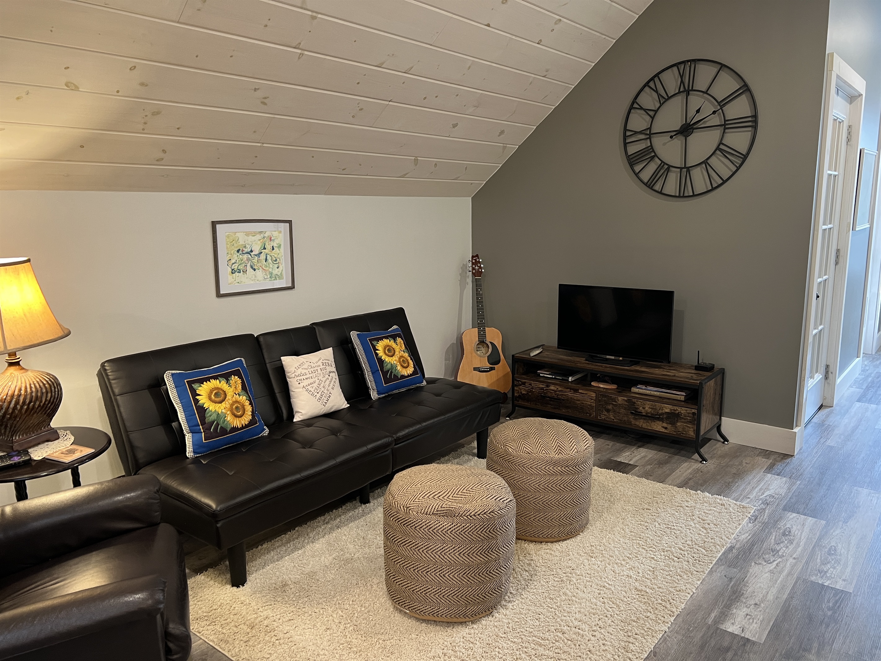 Horse Haven living room with TV